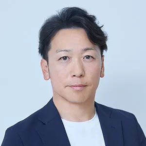 小出 靖明